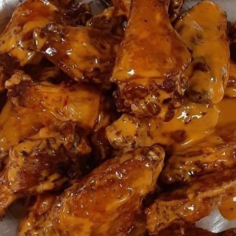 Wings / Alitas Fritas.